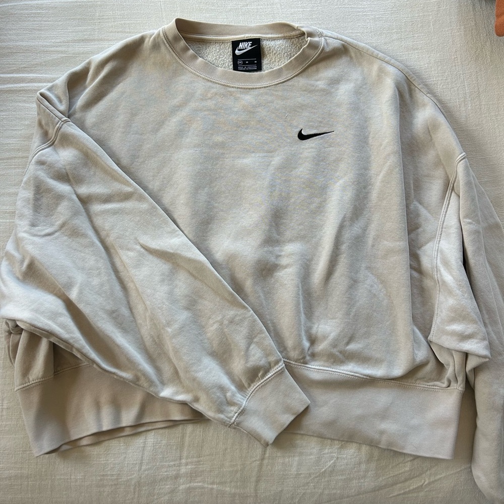 Beige Nike Sweatshirt